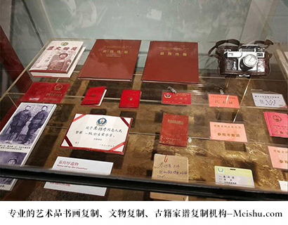辉南-艺术商盟-专业的油画在线打印复制网站